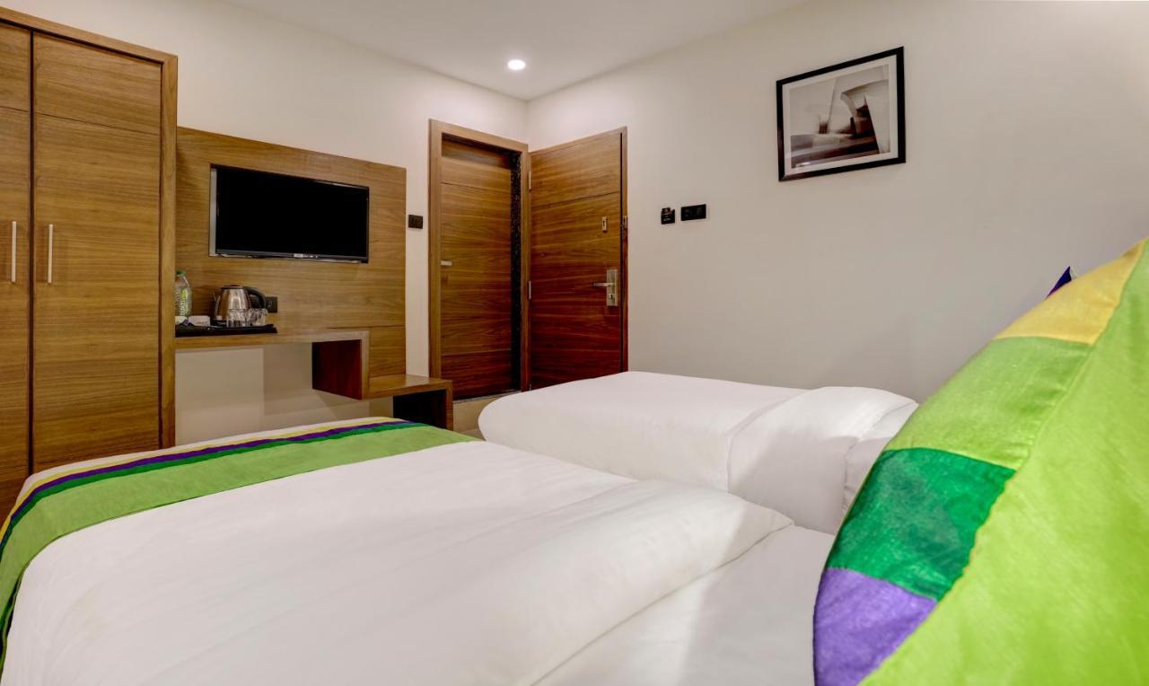Treebo Castle Rock Inn Мумбаи Экстерьер фото