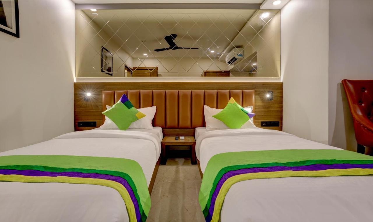 Treebo Castle Rock Inn Мумбаи Экстерьер фото
